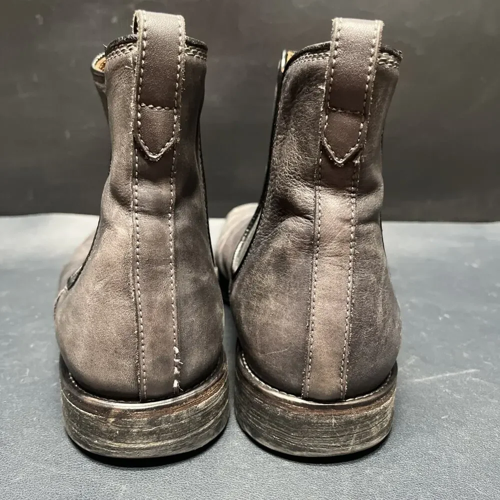 John Varvatos Fleetwood Distressed Leather Chelsea Boot Mens Size 9 Smokey Gray